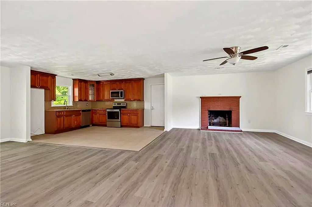 1703 Landsworth ST, CHESAPEAKE VA 23324 thumb 6