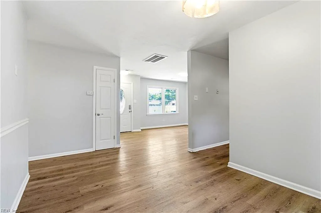4 Two Oaks CT, PORTSMOUTH VA 23703 thumb 8