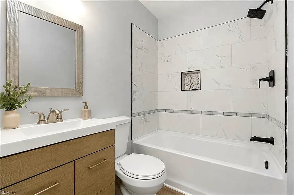 4 Two Oaks CT, PORTSMOUTH VA 23703 thumb 9