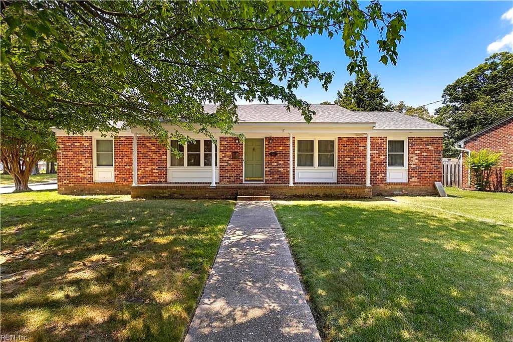 855 Wilmont LN, NEWPORT NEWS VA 23608 - Main photo