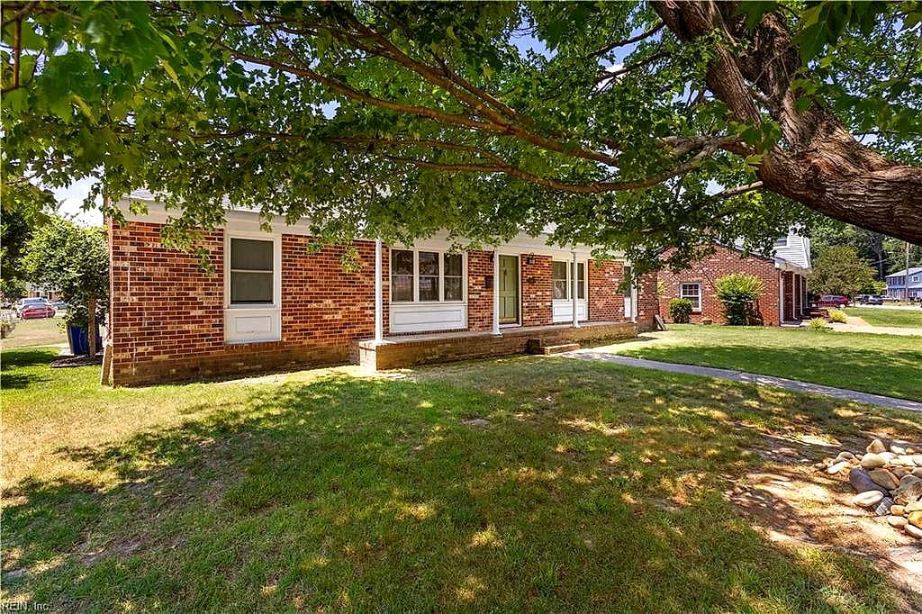 855 Wilmont LN, NEWPORT NEWS VA 23608 - Photo 4