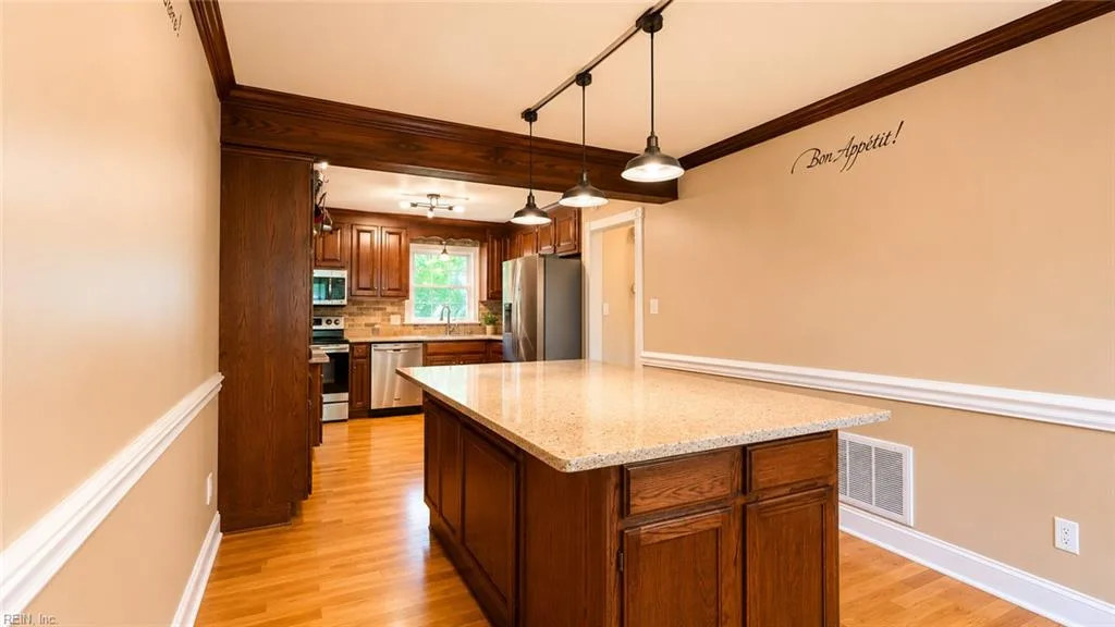 840 Moyer RD, NEWPORTNEWS VA 23608 thumb 8
