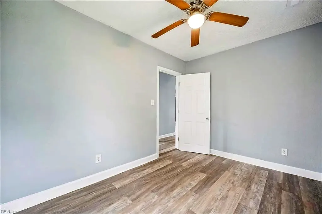 620 Delaware AVE, HAMPTON VA 23661 thumb 11
