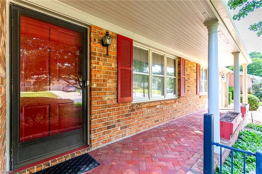 4536 Biscayne DR, VIRGINIABEACH VA 23455 - Photo 4