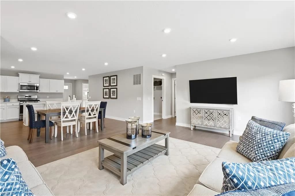 205 Joy LN, SUFFOLK VA 23435 thumb 11