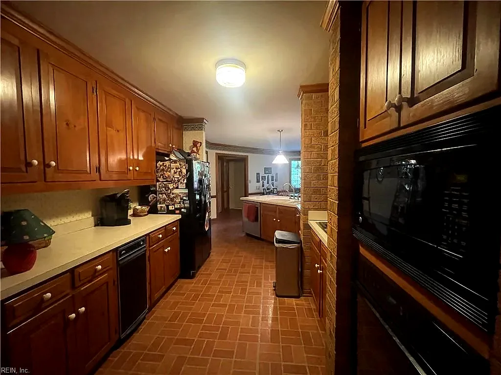 101 Crescent DR, FRANKLIN VA 23851 thumb 12
