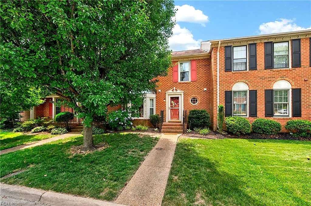 1073 Colonial Meadows WAY, VIRGINIA BEACH VA 23454 - Main photo