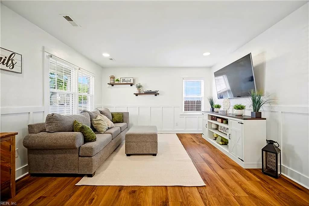 121 Hidalgo DR, HAMPTON VA 23669 thumb 8
