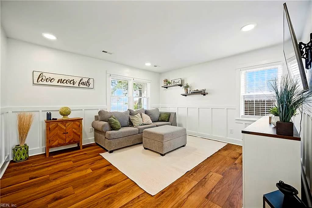 121 Hidalgo DR, HAMPTON VA 23669 thumb 9