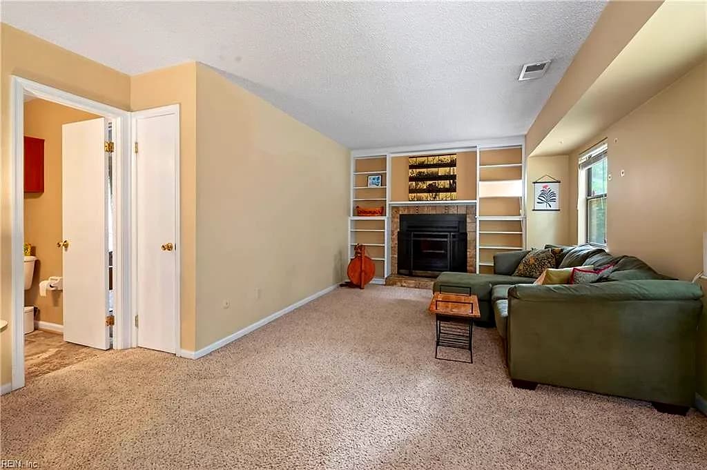 4048 Barkleaf DR, VIRGINIABEACH VA 23462 thumb 12
