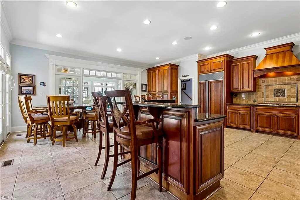220 Olde Pond LN, YORKTOWN VA 23693 thumb 10