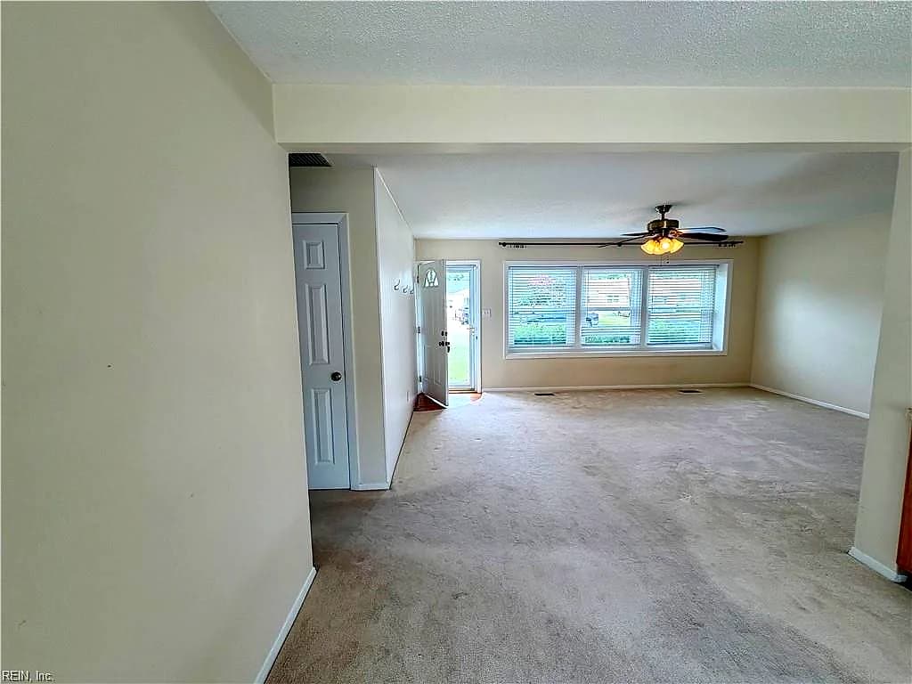 8516 Halprin DR, NORFOLK VA 23518 thumb 6
