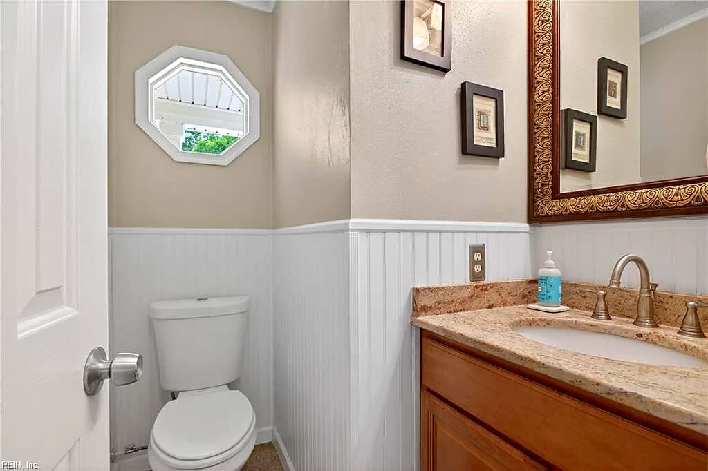 100 Hatcher CT, YORKTOWN VA 23693 thumb 12