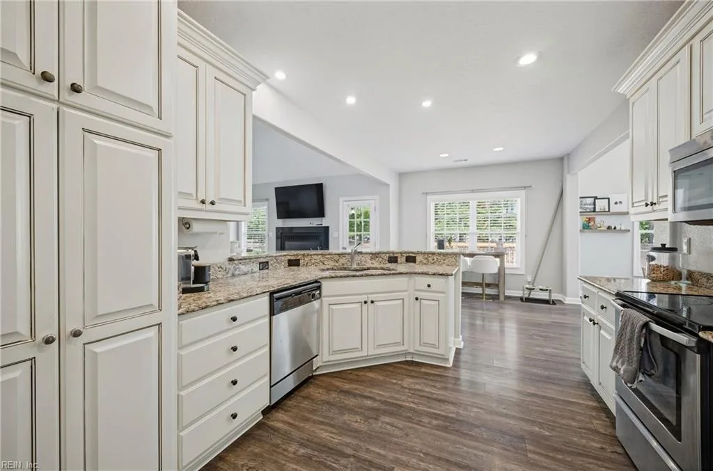1732 Mount Airy CT, VIRGINIA BEACH VA 23456 thumb 6