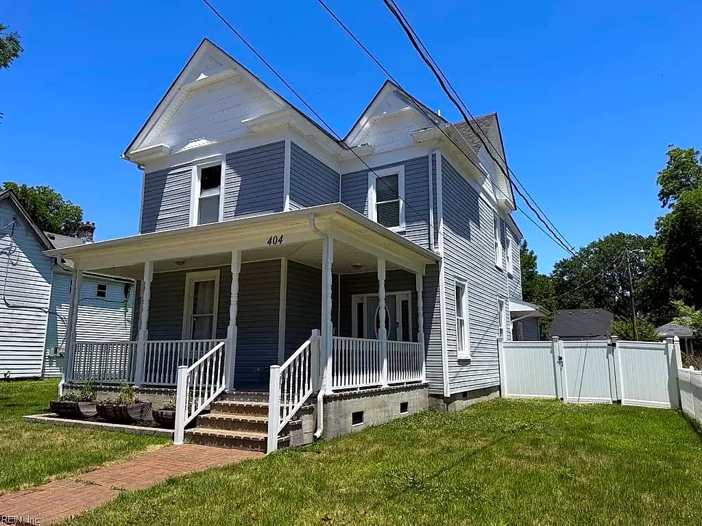 404 Clay ST, FRANKLIN VA 23851 - Photo 3