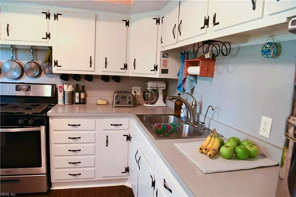 24129 Johnson AVE, WINDSOR VA 23487 thumb 6