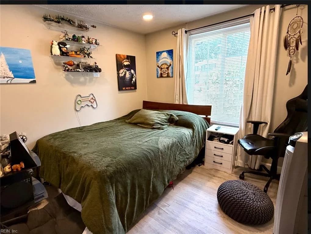 220 Rockingham DR, NEWPORTNEWS VA 23601 thumb 8