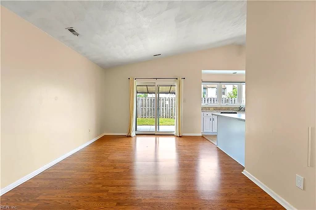4037 Smokey Lake DR, VIRGINIA BEACH VA 23462 thumb 11