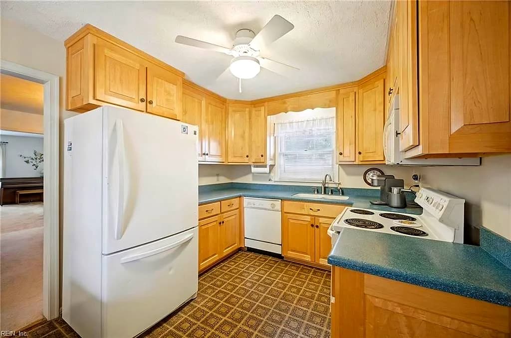 6 Redman CT, HAMPTON VA 23669 thumb 7