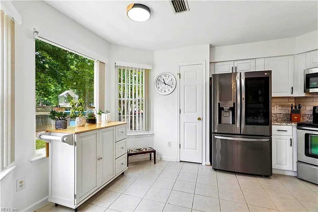 802 Thimbleby DR, NEWPORT NEWS VA 23608 thumb 11