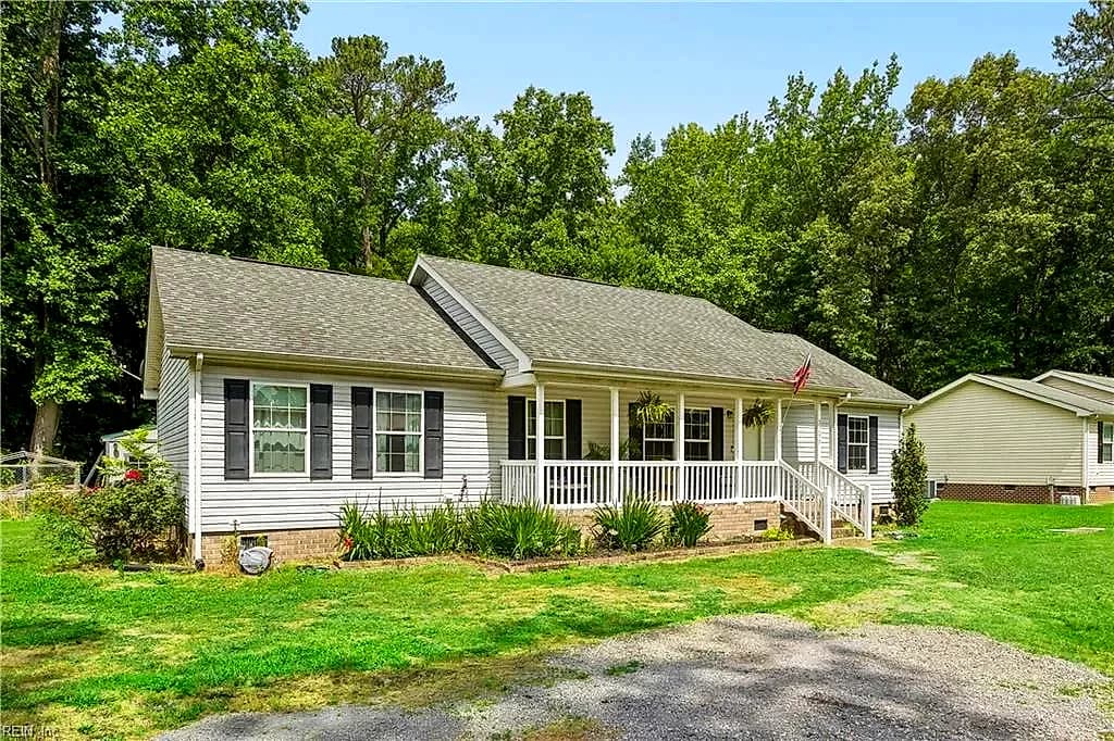 3290 Poplar DR, SMITHFIELD VA 23430 - Photo 3