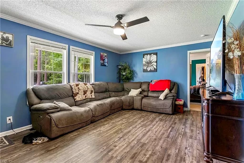3290 Poplar DR, SMITHFIELD VA 23430 thumb 8