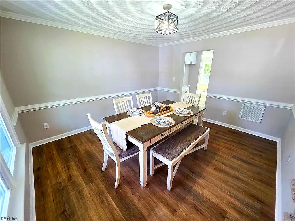 220 Upland DR, HAMPTON VA 23666 thumb 8