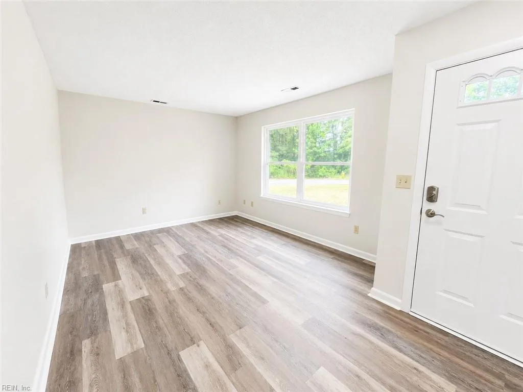 2118 King James Ct NONE, CARROLLTON VA 23314 thumb 9