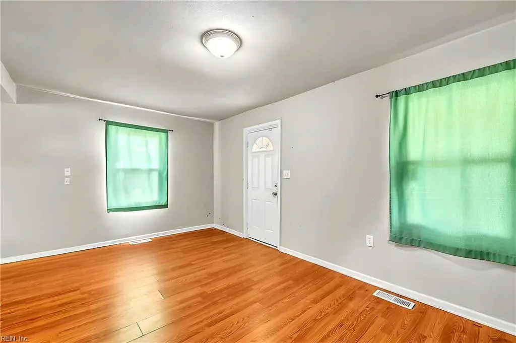 48 Gillis RD, PORTSMOUTH VA 23702 thumb 8