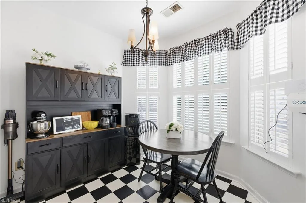 204 Joshua CIR, SMITHFIELD VA 23430 thumb 12