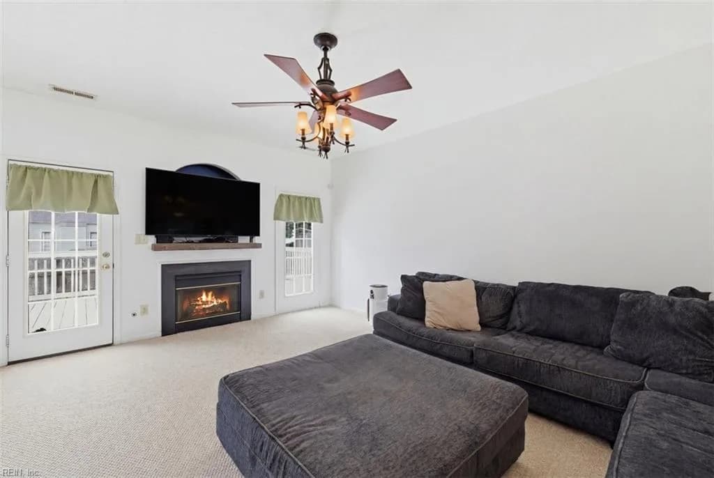 204 Joshua CIR, SMITHFIELD VA 23430 thumb 8