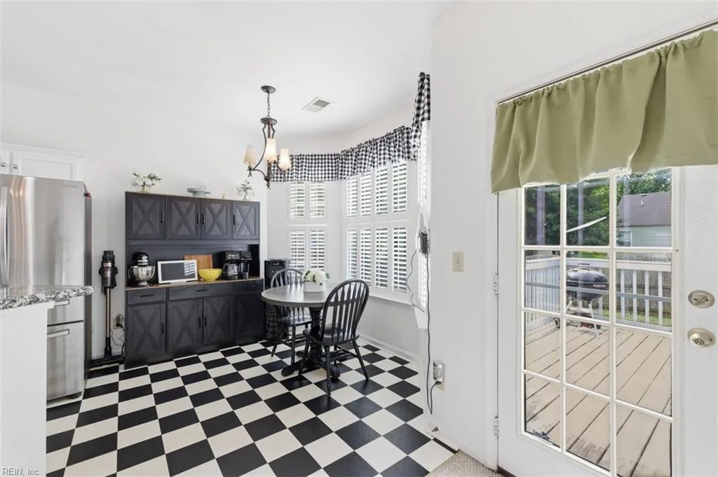 204 Joshua CIR, SMITHFIELD VA 23430 thumb 10