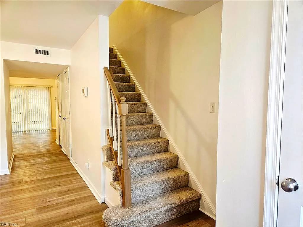 14569 Old Courthouse WAY #D, NEWPORT NEWS VA 23608 thumb 6