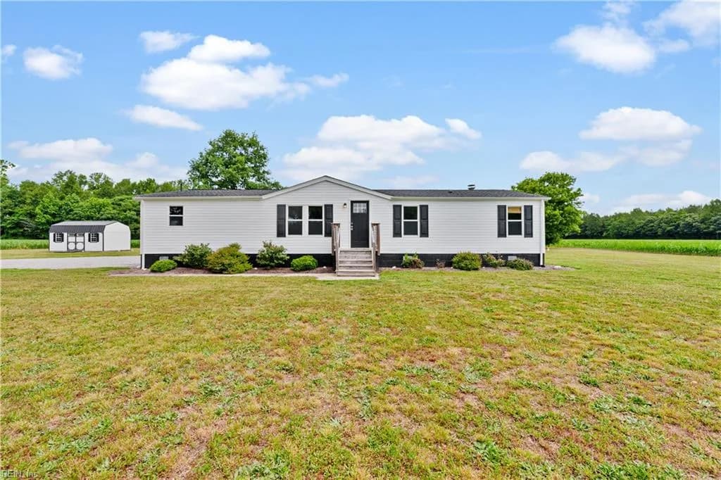 11115 Dunston DR, WINDSOR VA 23487 - Photo 3
