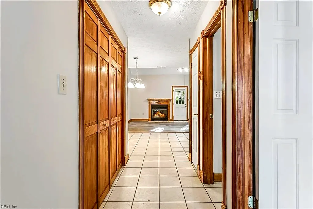 53 Treasure KY, HAMPTON VA 23666 thumb 7