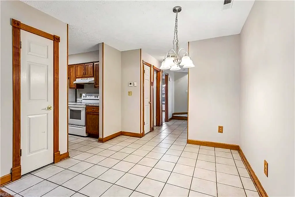 53 Treasure KY, HAMPTON VA 23666 thumb 9