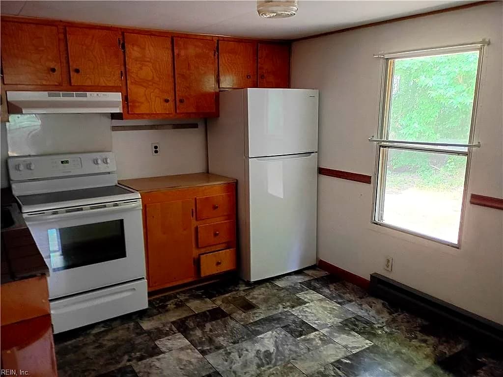 3445 Beaver Dam RD, FRANKLIN VA 23851 - Photo 4