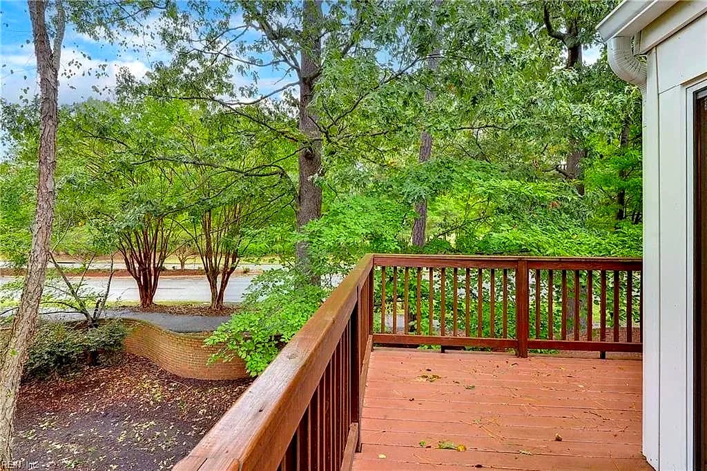526 Ironwood DR, YORKTOWN VA 23693 thumb 10