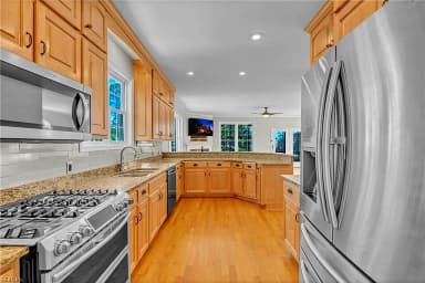 247 Hunts Neck RD, POQUOSON VA 23662 thumb 6