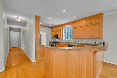 247 Hunts Neck RD, POQUOSON VA 23662 thumb 8