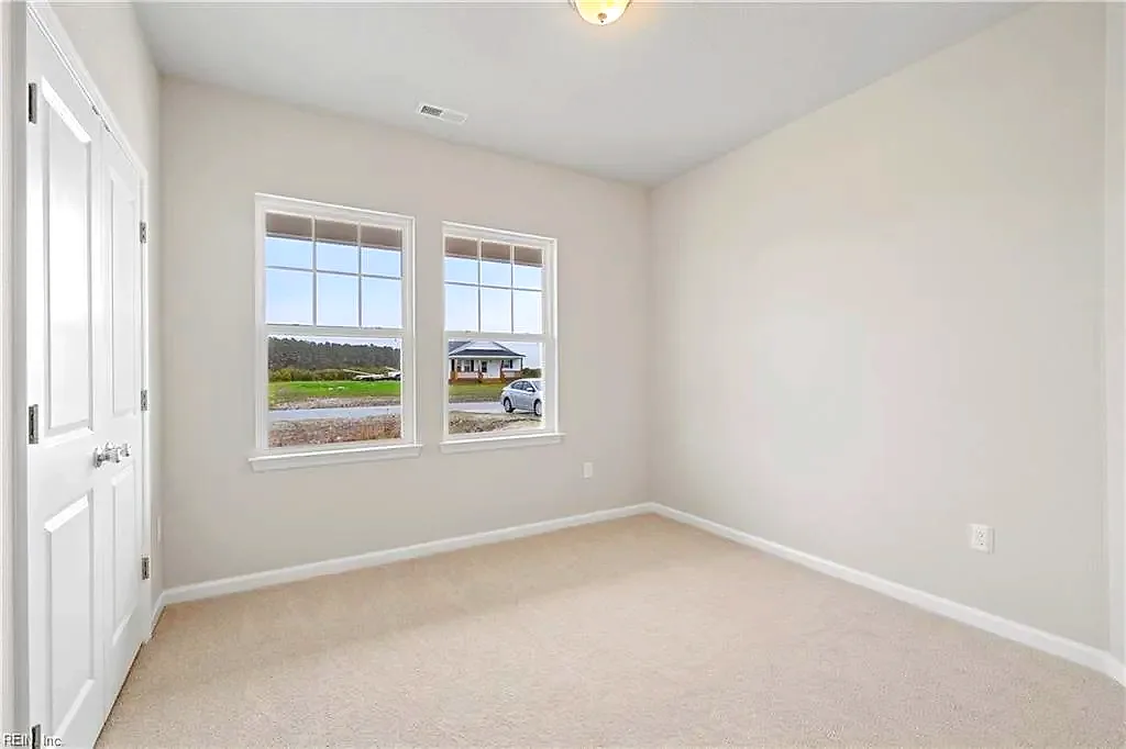 101 Apple CT, ELIZABETHCITY NC 27909 thumb 9