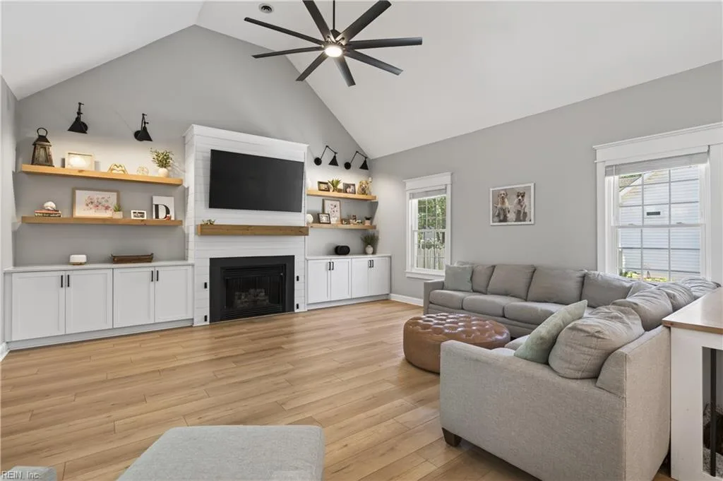1068 Scenic BLVD, CHESAPEAKE VA 23322 thumb 8