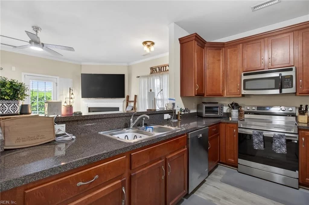 323 Congress ST, NEWPORTNEWS VA 23608 thumb 12