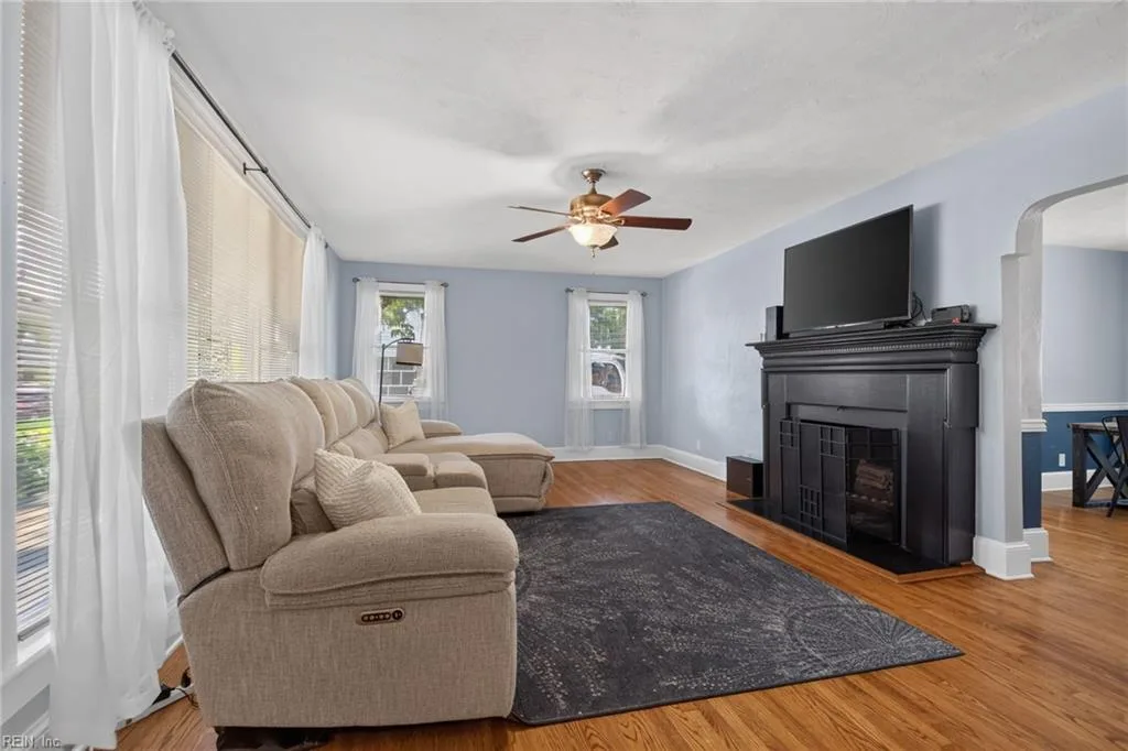 33 Greenbrier RD, PORTSMOUTH VA 23707 thumb 7