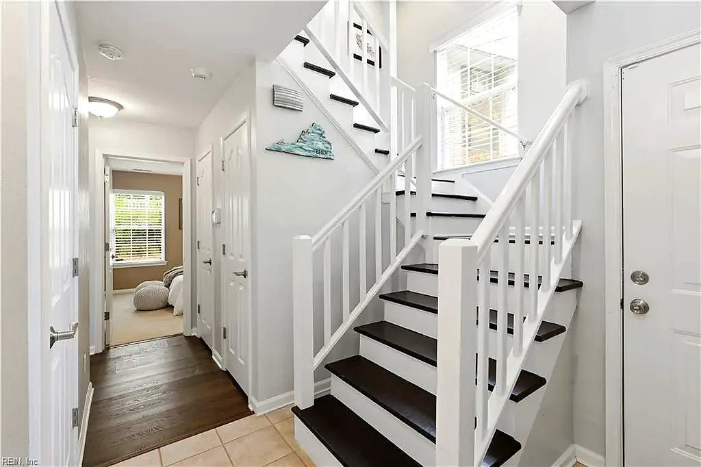 3208 Lynnhaven DR, VIRGINIABEACH VA 23451 - Photo 5