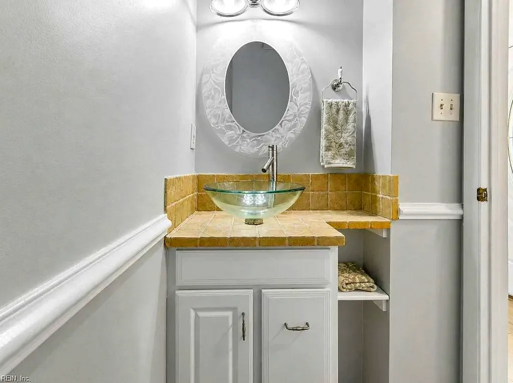 1056 Coastaway DR, VIRGINIABEACH VA 23451 thumb 9