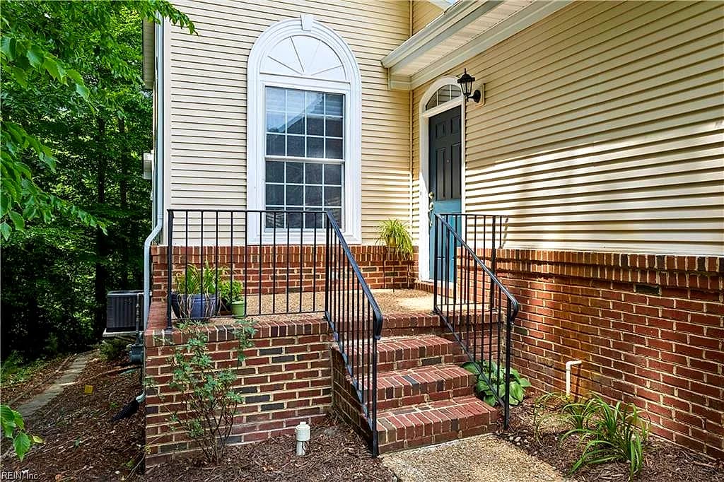 6901 Valley GRN, WILLIAMSBURG VA 23188 - Photo 3