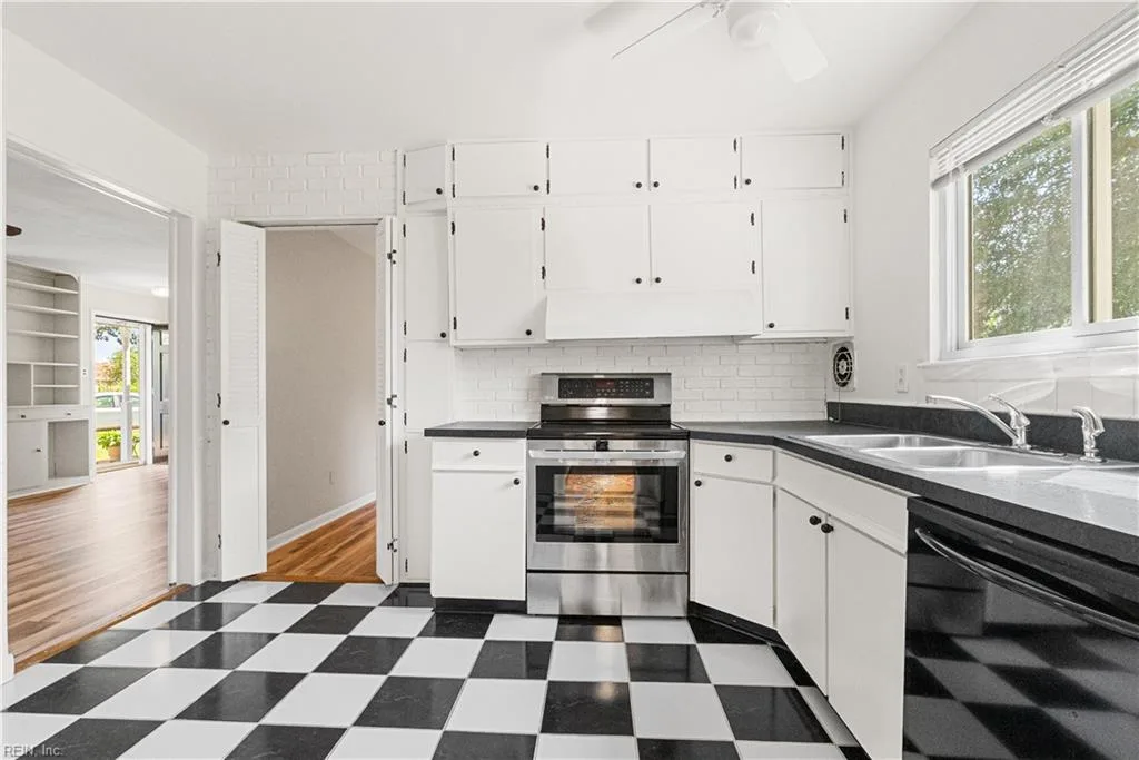 472 Carnegie RD, VIRGINIA BEACH VA 23452 thumb 9