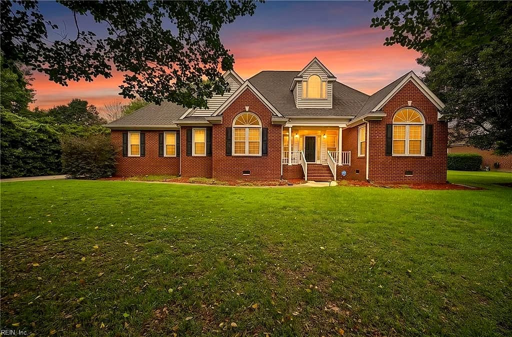 134 Kings Point DR, SUFFOLK VA 23434 - Main photo