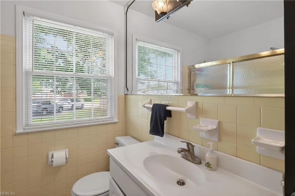 903 Susan CT, HAMPTON VA 23661 thumb 12